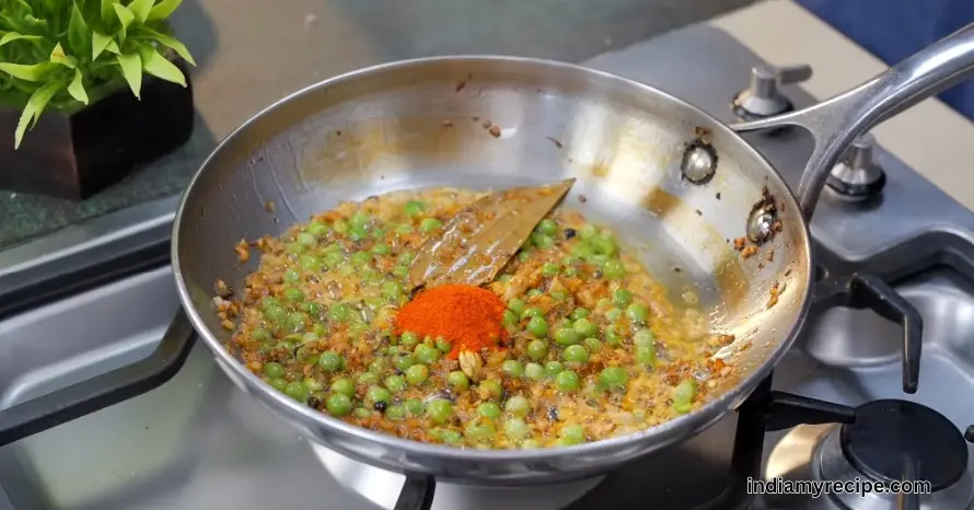 gobhi matar sabji in hindi
