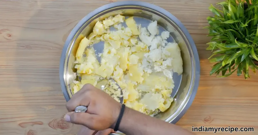  Batata Vada Recipe in Hindi
