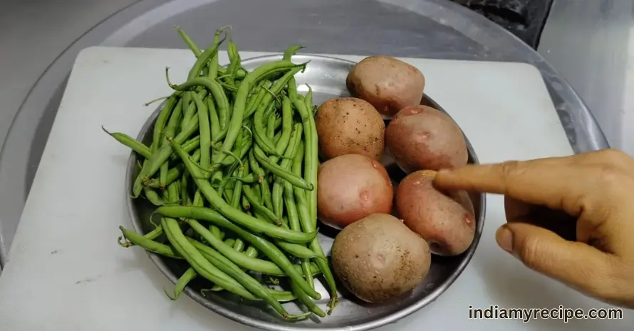 Aloo Beans Recipe in Hindi