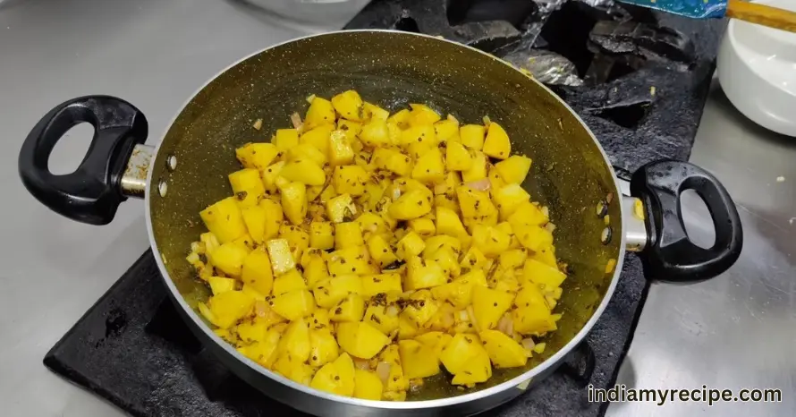 Aloo Beans Recipe in Hindi