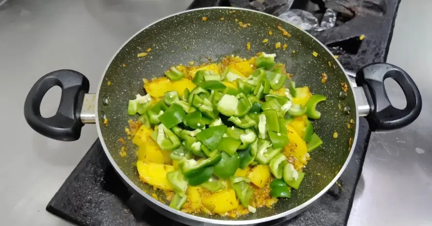 Aloo Shimla Mirch ki Sabji