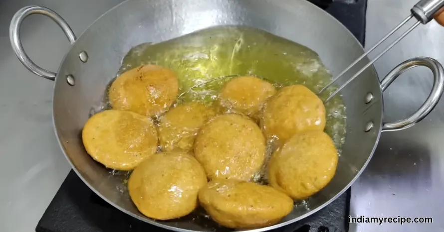 Matar ki Kachori Recipe in Hindi