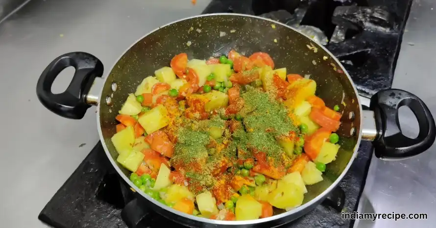 Aloo Gajar Matar Ki Sabji