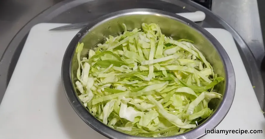 Patta Gobhi Ki Sabji Recipe in Hindi