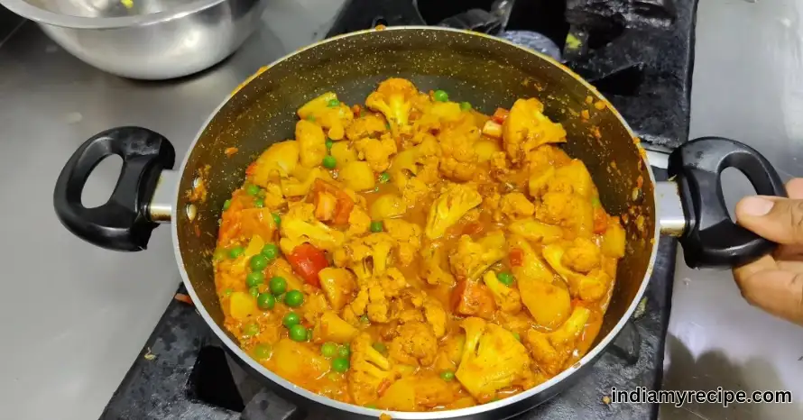aloo gobhi matar ki sabji recipe in hindi