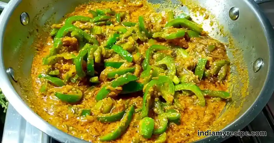 Capsicum and Peanut Curry